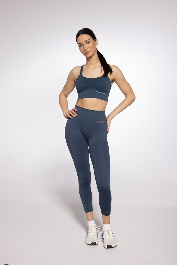 GATTA Active Seamless Leggings gibraltar sea – second front view, contouring ribbed design
