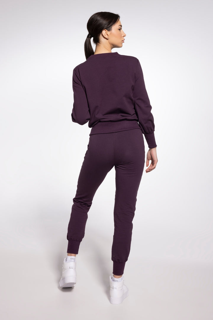 Blouse Sport Prugna – women's athletic blouse in purple, second back view