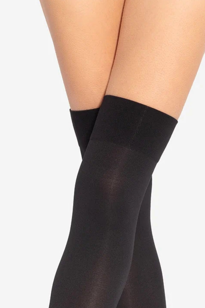 Close-up of GATTA Parigina Over Knee Socks 100 DEN in nero black – opaque hold-up top band
