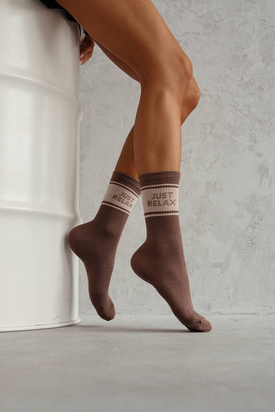 Cappuccino cotton socks with "Just Relax" text print – side view showing slogan and ankle fit
