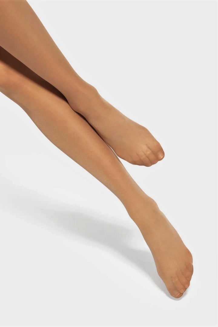 GATTA Laura classic fine tights 40 DEN in golden, feet detail – Spanties Lingerie Dublin