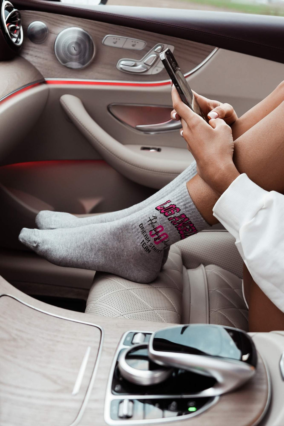 Spanties Los Angeles cotton socks in light melange – side view showing "Los Angeles" text print

